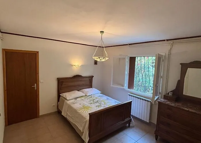 Chaleureux Et Discret Alès